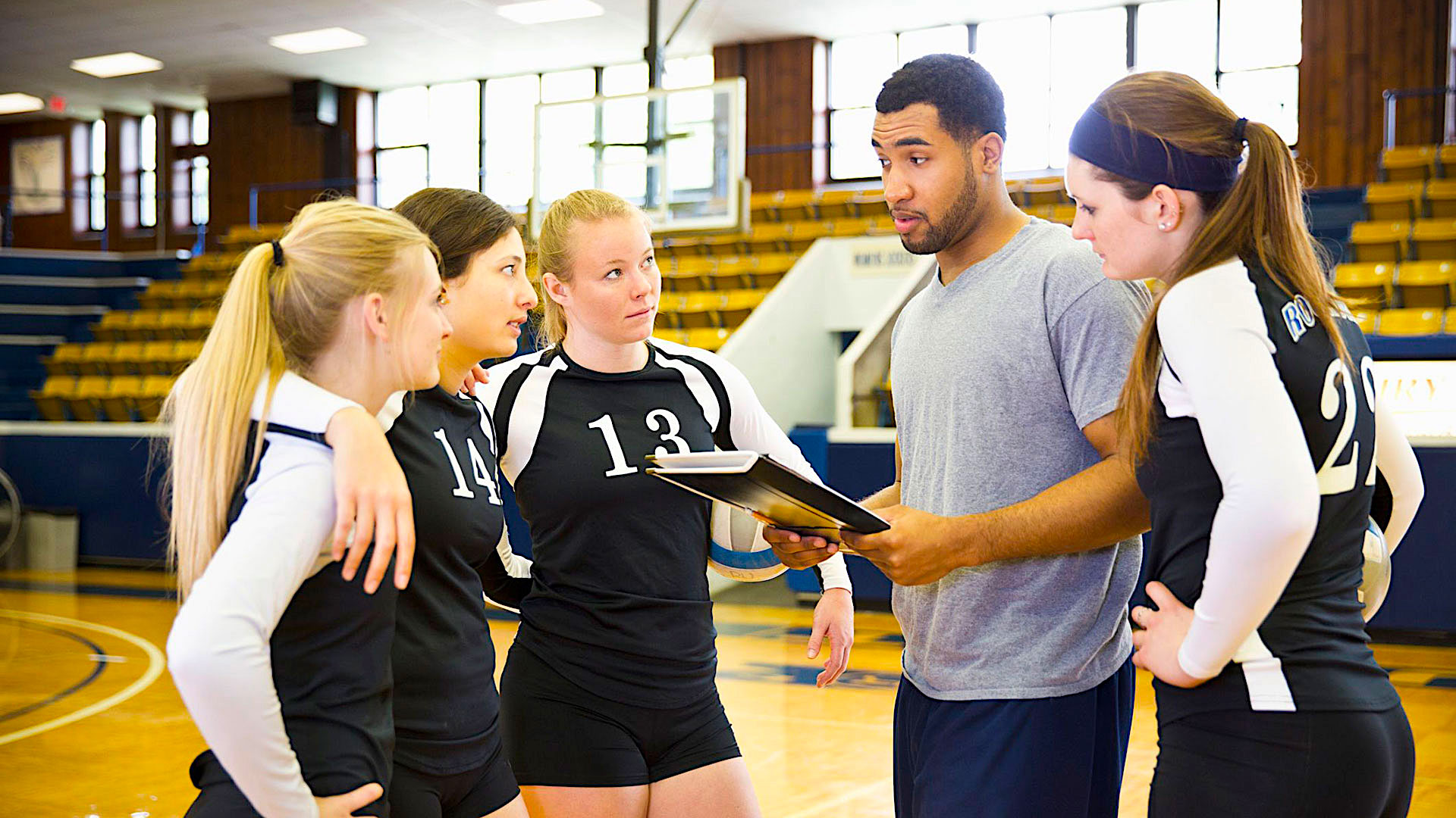 volleyball-basics-six-essential-skills-varsity-players-have-to-know